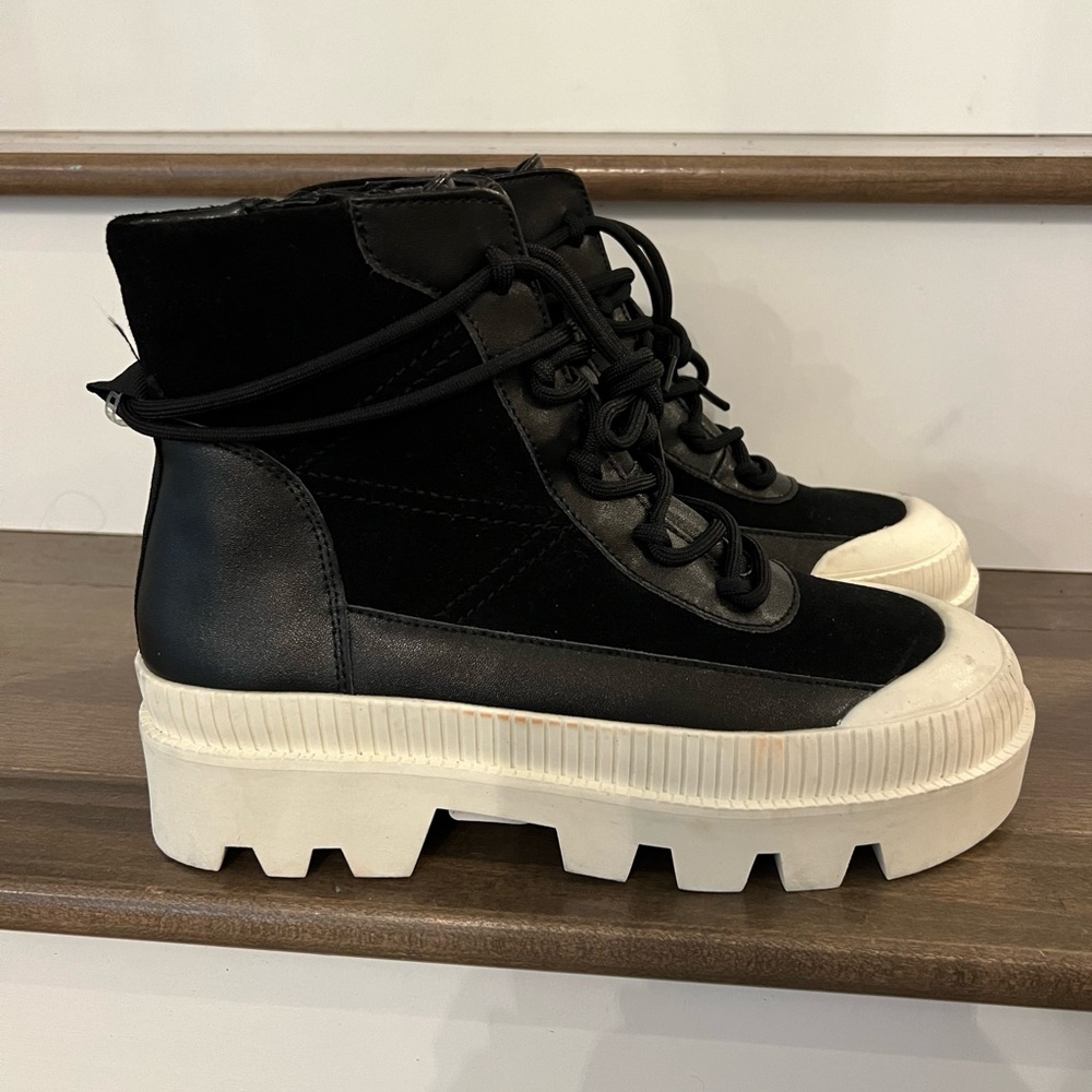 GB by Gianni Bini Lug Sole Platform Boots